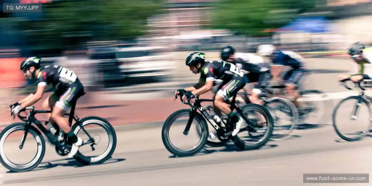 👕球迷专属,个性定制!每一件周边,都是热爱的勋章🎁